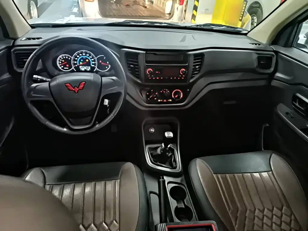 Wuling Motors Wuling Hongguang V 2024 2022 1.5L Power Enjoy Edition Electric Power Steering LAR