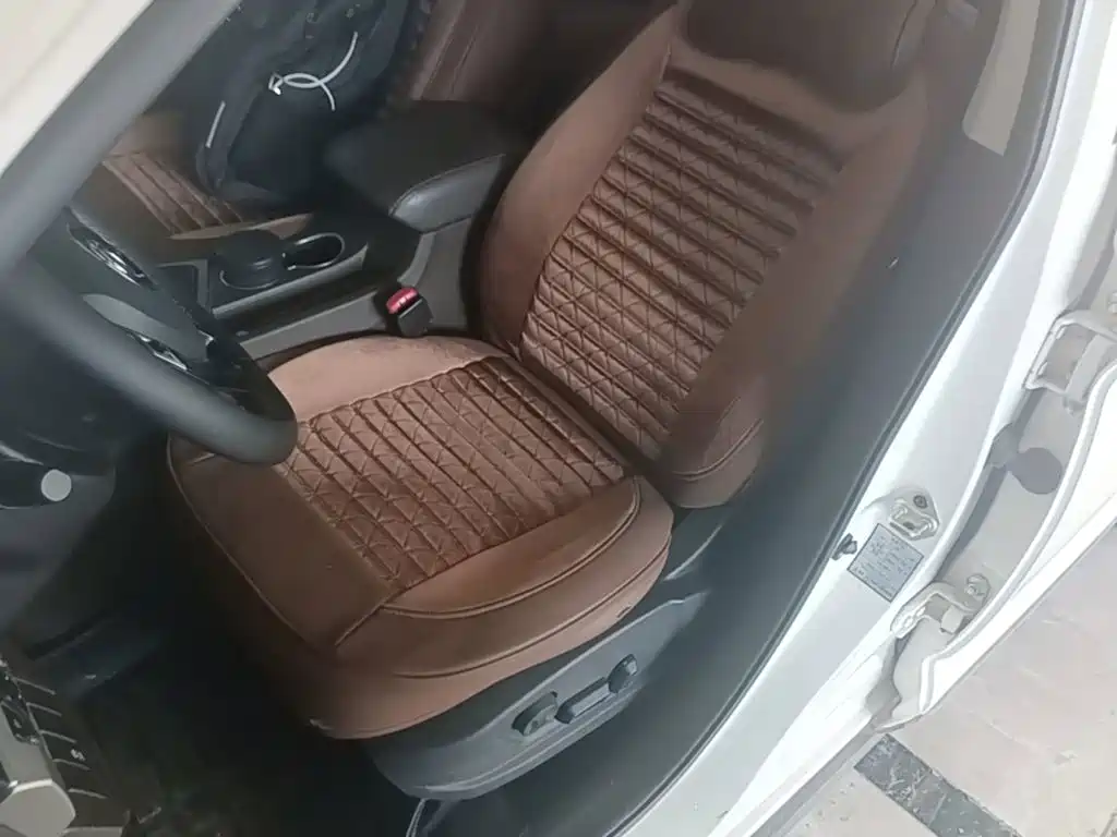 Dongfeng Fengxing Jingyi X5 2018 2017 Joy Series 1.5T CVT Smart Connect