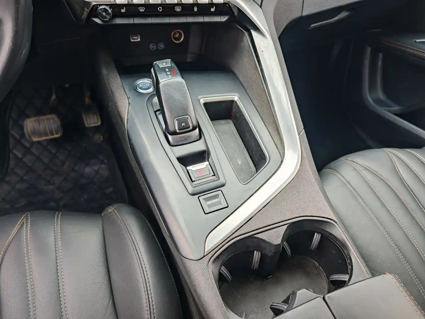 Peugeot 5008 2017 350THP 7-seat Elite Edition фото 10