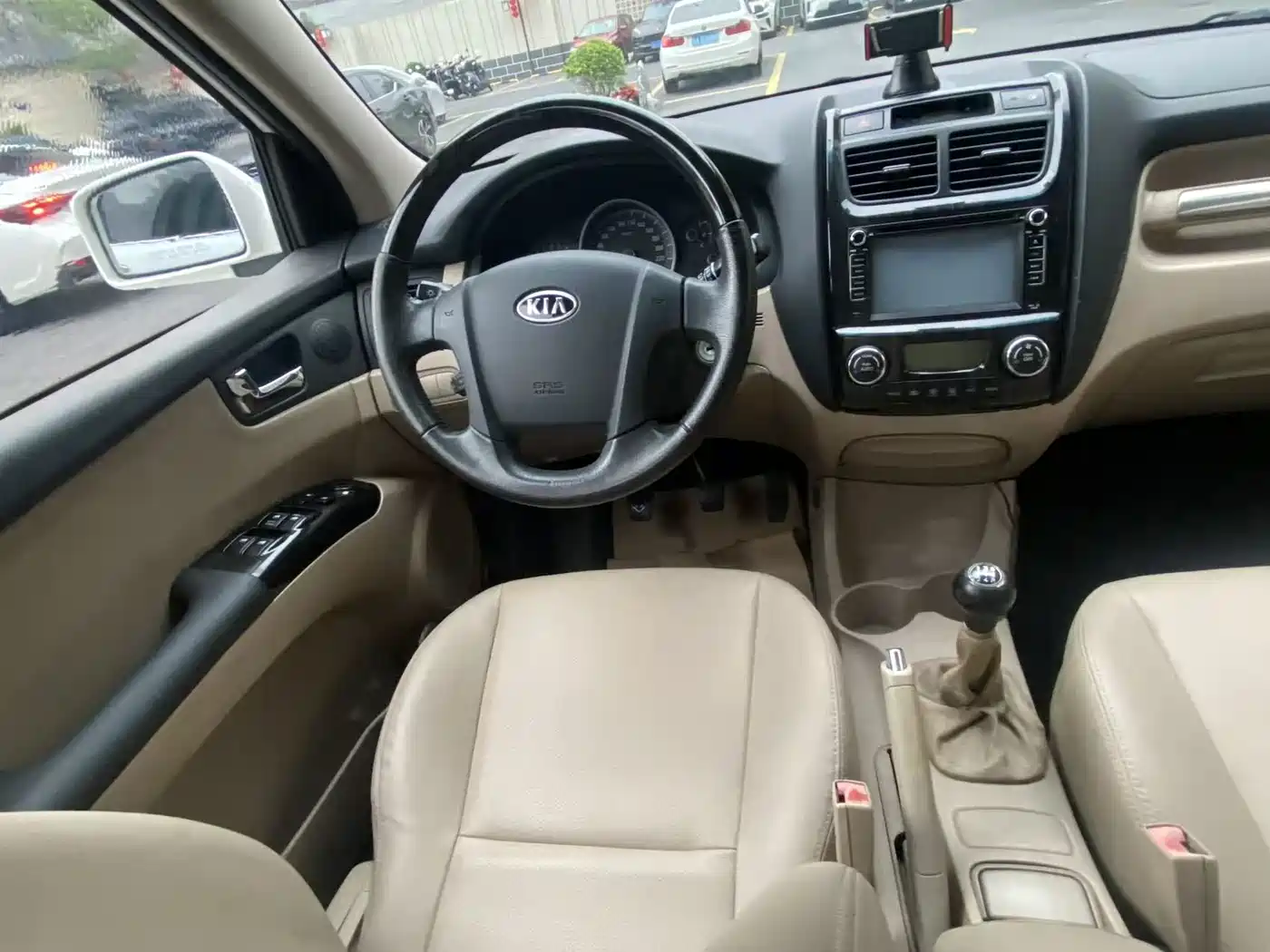 Kia Sportage 2011 2.0L Manual 2WD GLS фото 16