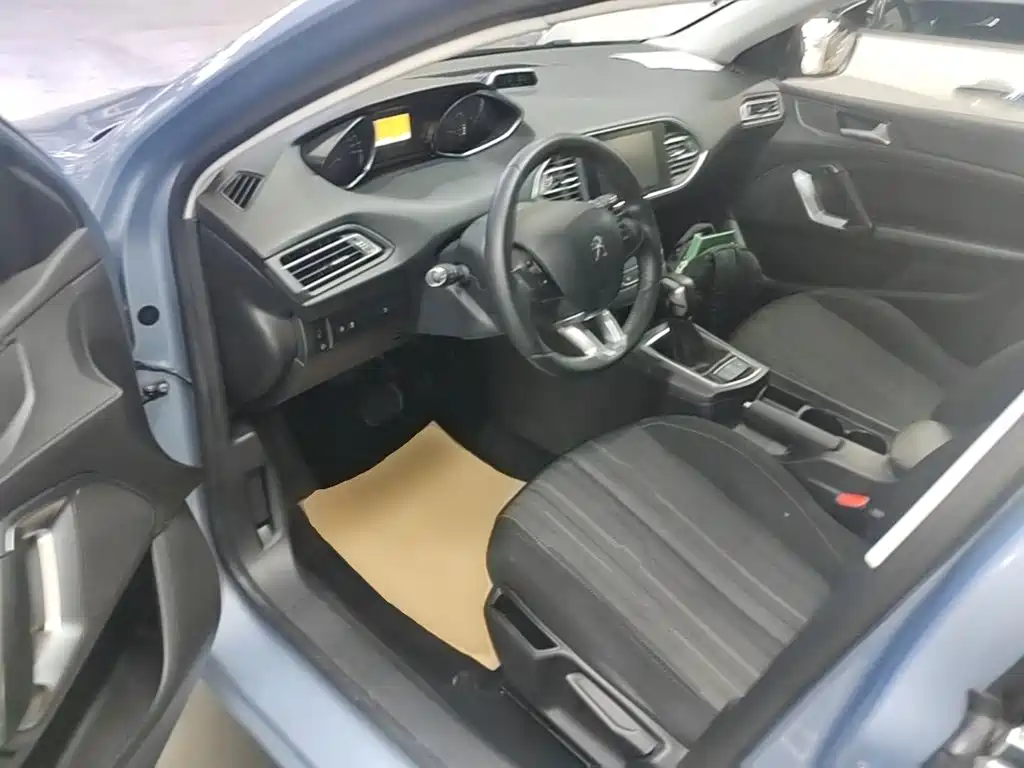 Peugeot 308S 2016 2015 1.2T Auto Dynamic Edition