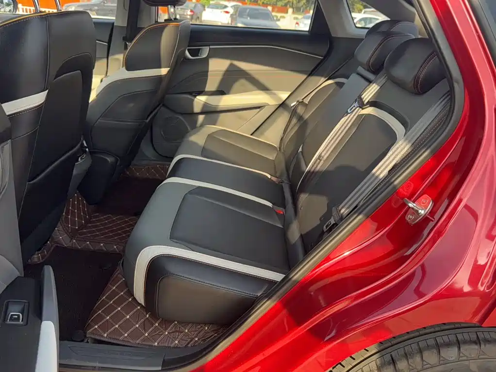 Baojun RC-6 2023 2019 1.5T CVT 24-hour Online Luxury