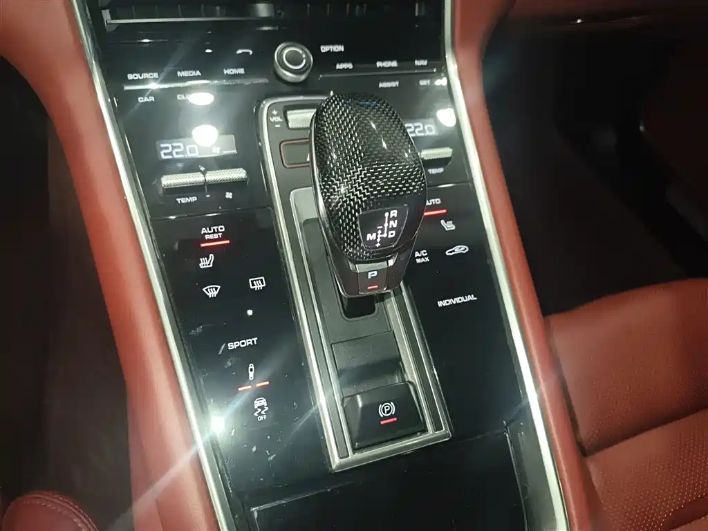 Porsche Panamera 2019 Panamera 2.9T фото 10