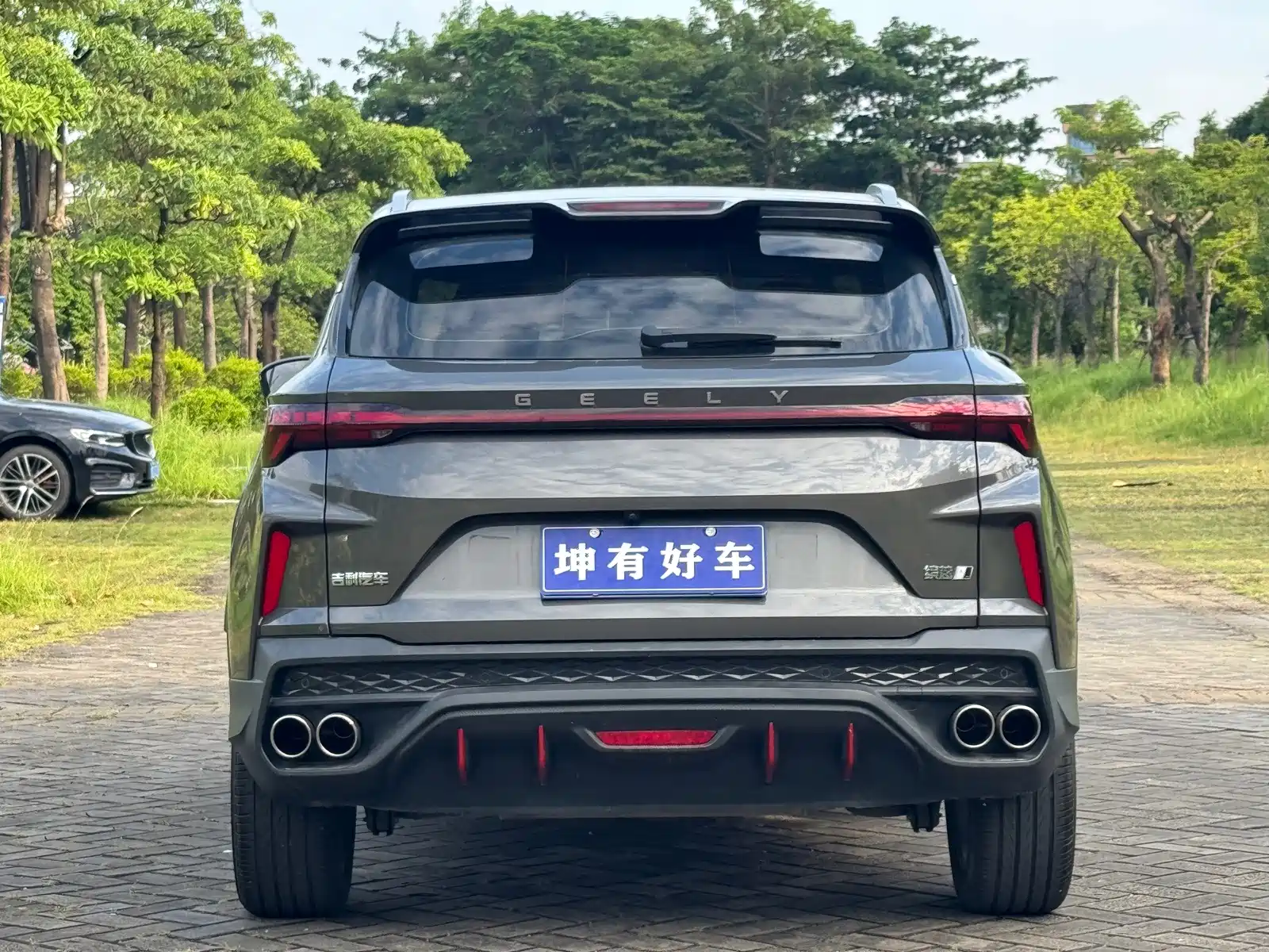 Фото 5 - Geely Coolray