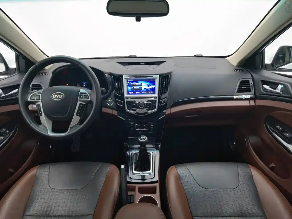 BYD Surui 2015 2015 1.5L Manual Luxury