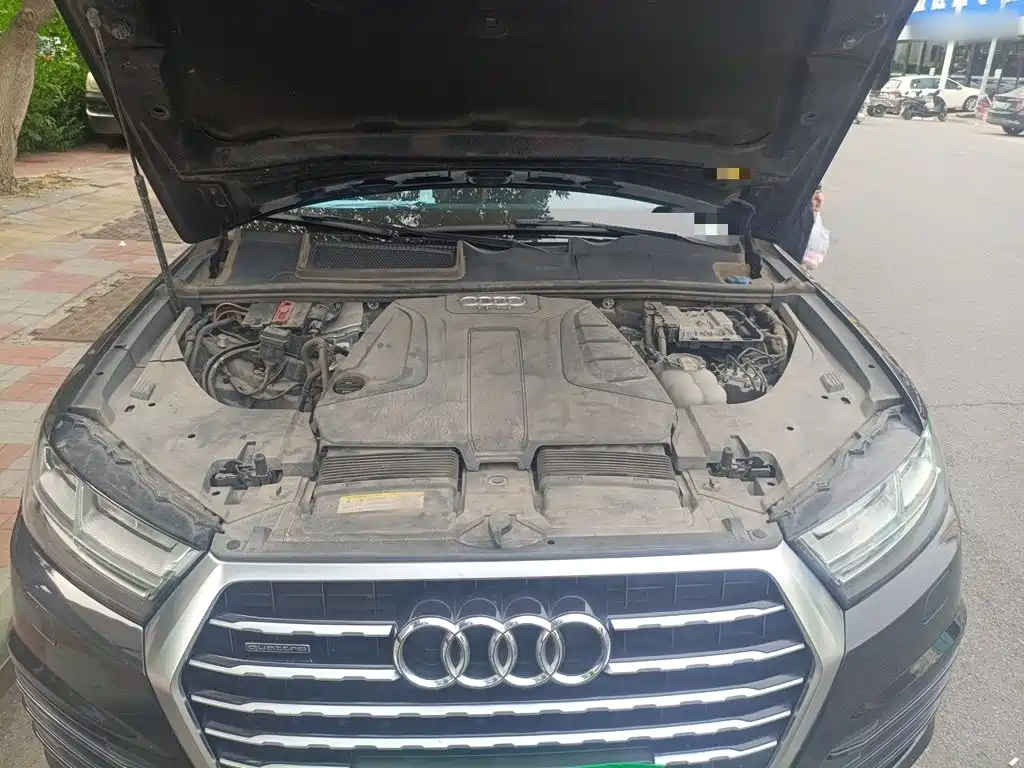 Photo 21 - Audi Q7