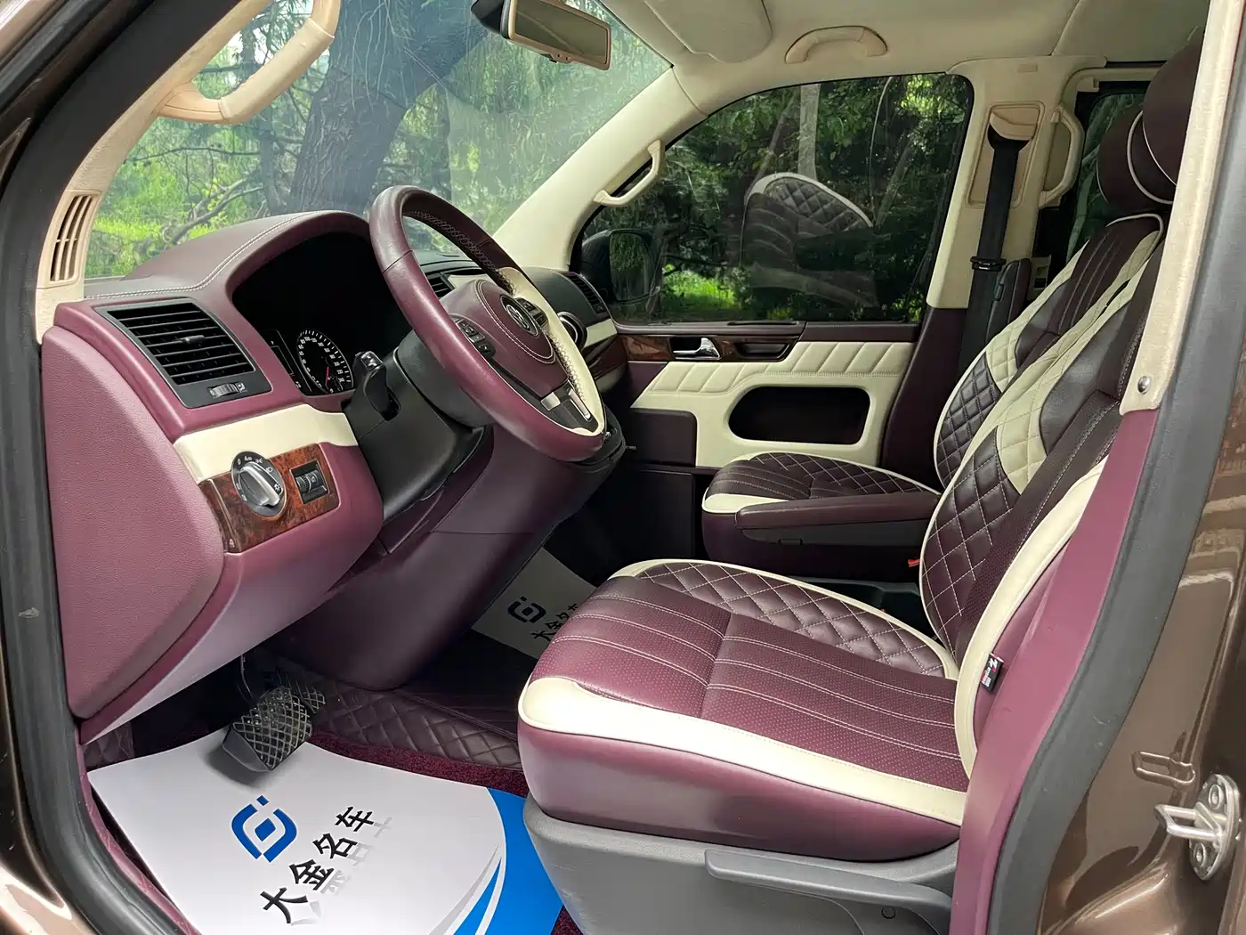Volkswagen Multivan 2016 2012 2.0TSI 4WD Premium