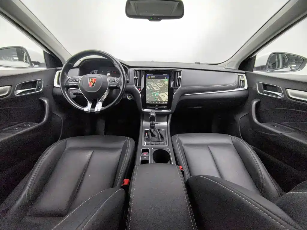 Фото 5 - Roewe i6