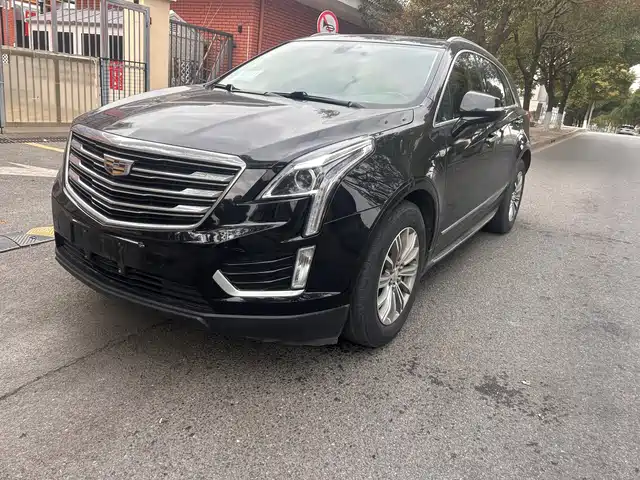 CADILLAC XT5