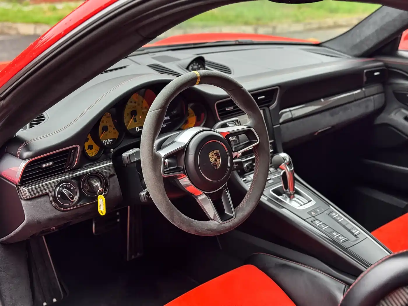 Фото 4 - Porsche 911