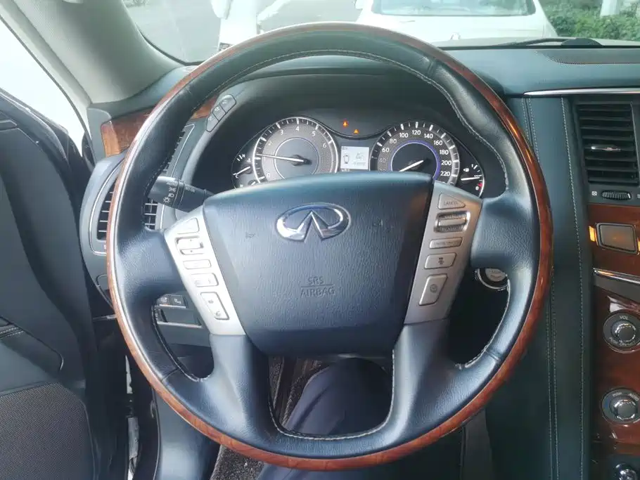 Infiniti QX80 2017 2016 5.6L 4WD