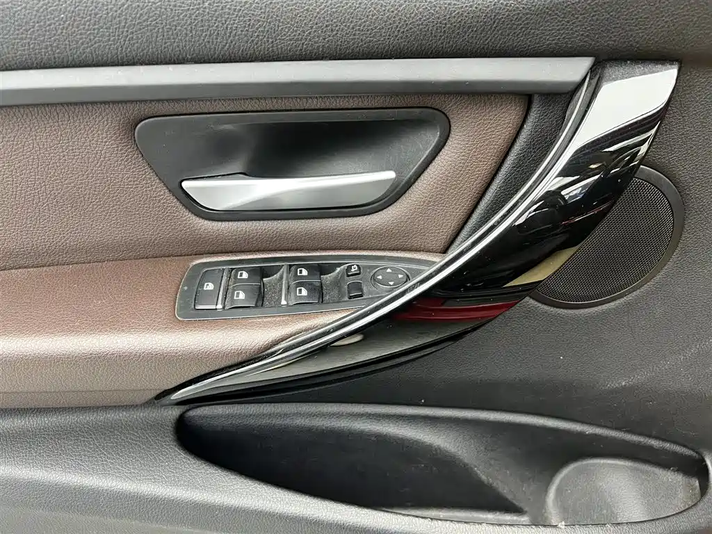 BMW 3 Series 2018 320Li Fashion Style фото 17