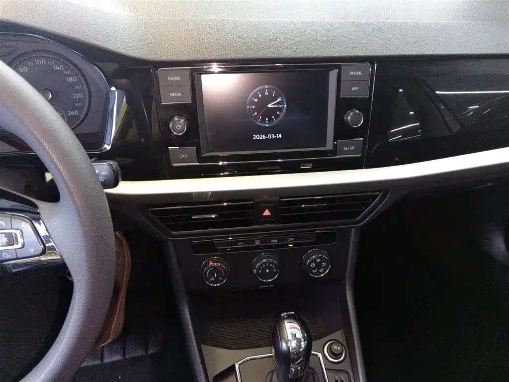 Volkswagen Lavida 2019 1.5L Automatic Comfort Edition China VI фото 9