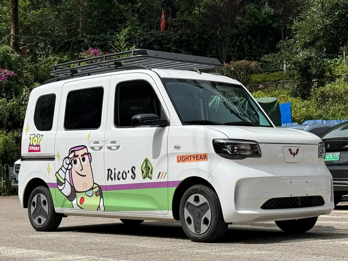 Wuling Motors Wuling Zhiguang NEV 2026 2025 Model 305km Base Version