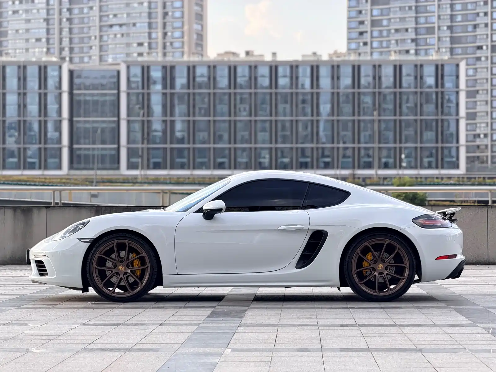 Фото 4 - Porsche 718