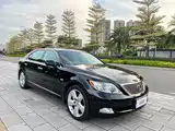 Фото 3 - Lexus LS