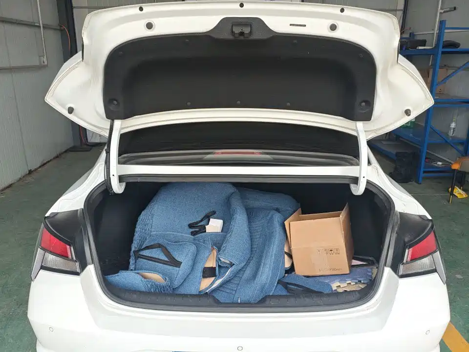 Hyundai Elantra 2023 1.5L CVT GLX Elite Edition фото 9