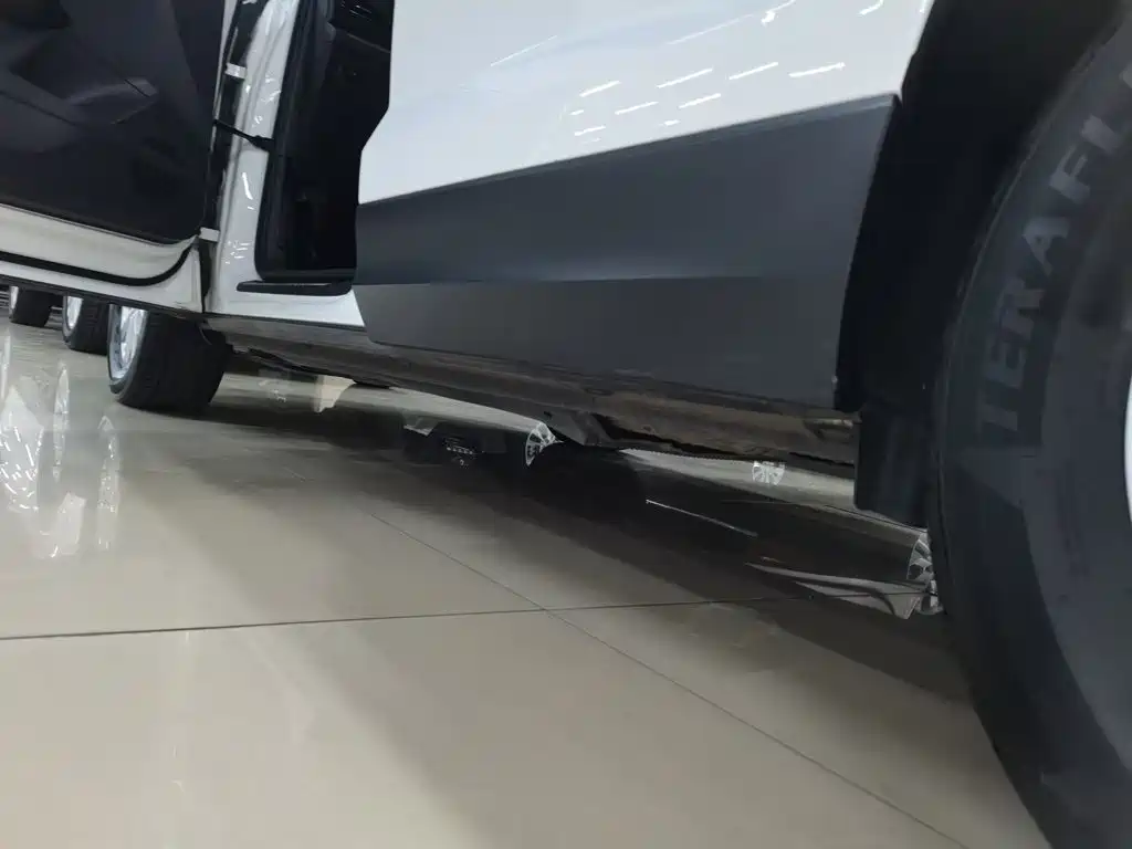 Volkswagen Tharu, миниатюра 6