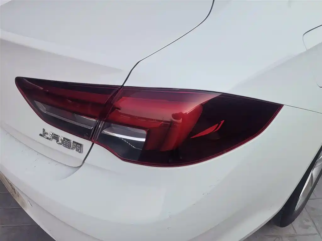 Buick Regal 2017 20T Elite Type фото 8