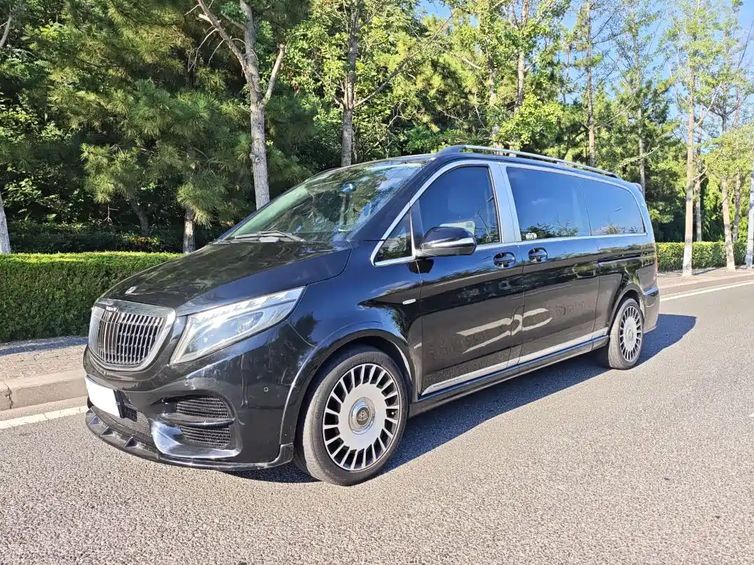 Mercedes-Benz V-Class 2017 2016 V 260 L Premium Long