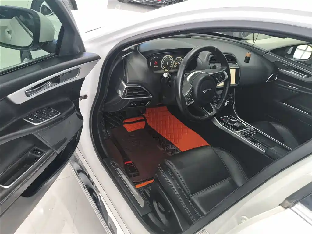 Jaguar XEL 2019 2019 2.0T 200PS Premium