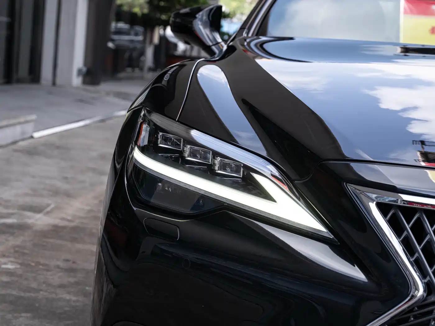 LEXUS LS