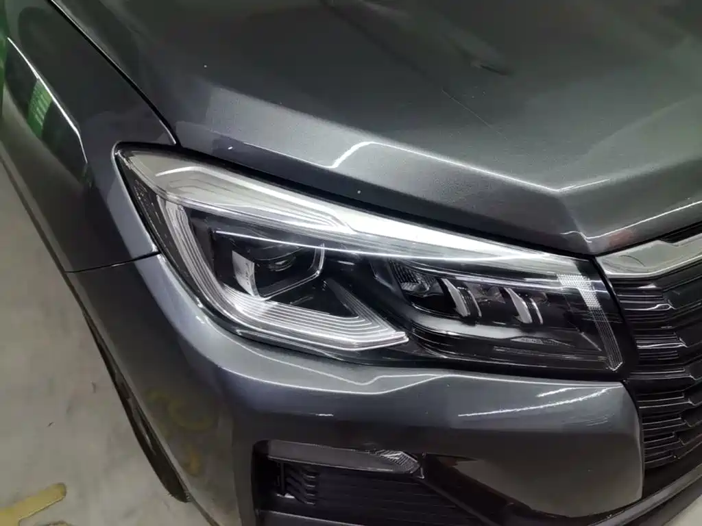 Photo 13 - Changan CS75