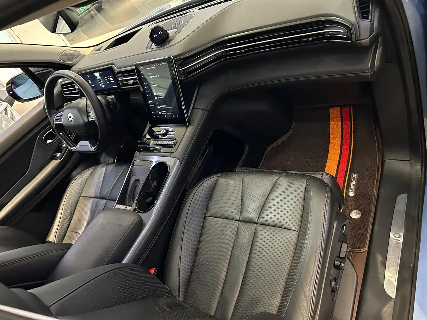 NIO ES8 2018 2018 355KM Base Model 7-Seater Version