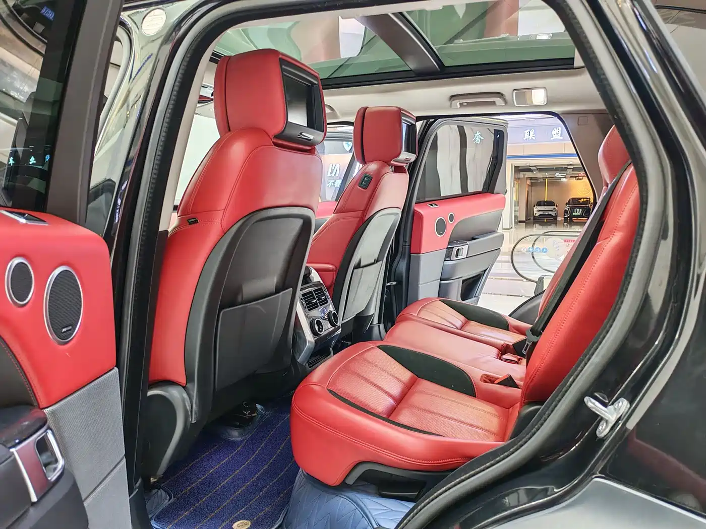 Фото 6 - Land Rover Range Rover Sport