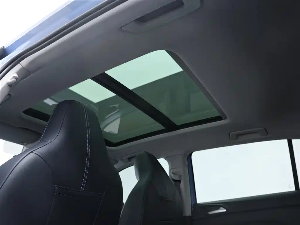 Volkswagen Tharu 2025 New Edge 300TSI Enjoyment Edition фото 14