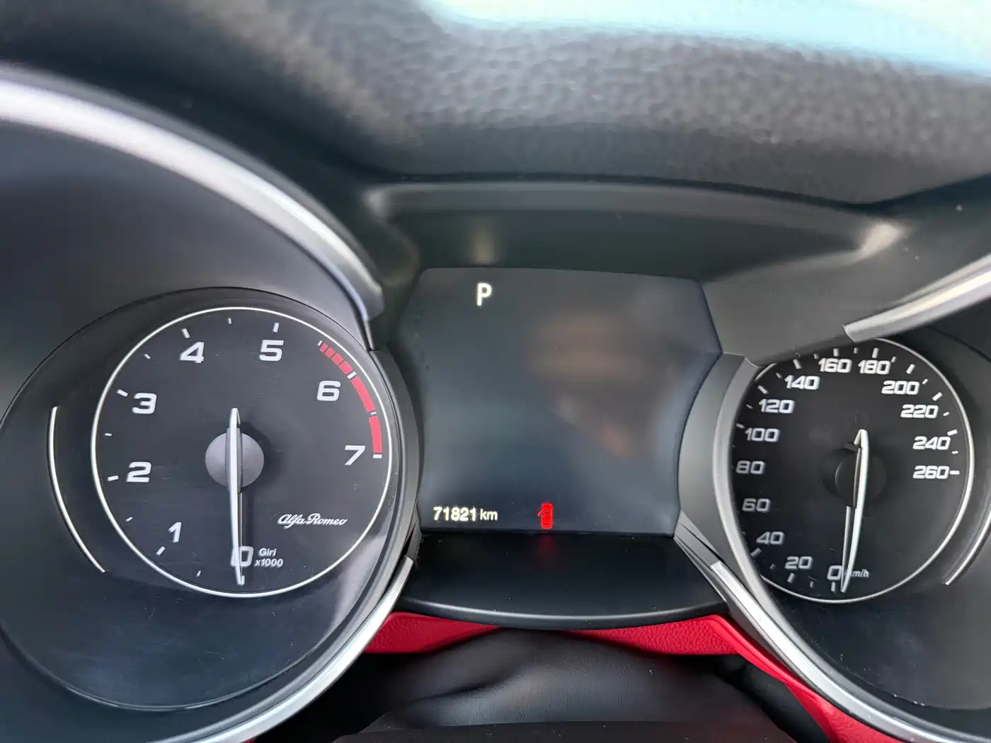 Фото 22 - Alfa Romeo Stelvio