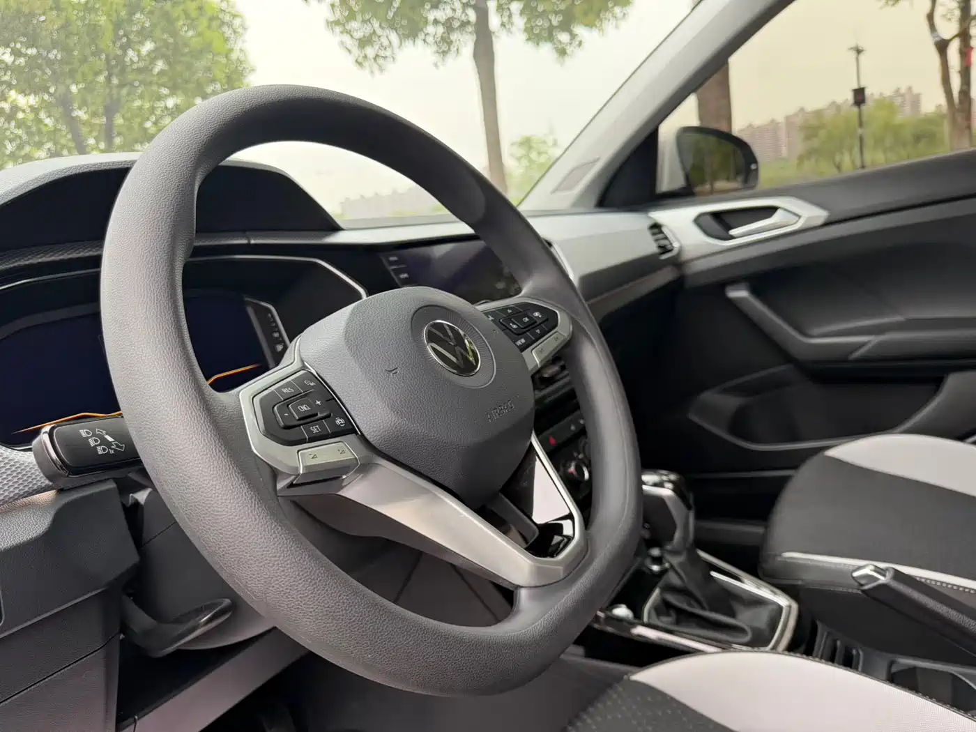 VOLKSWAGEN EXPLORING THE SHADOW