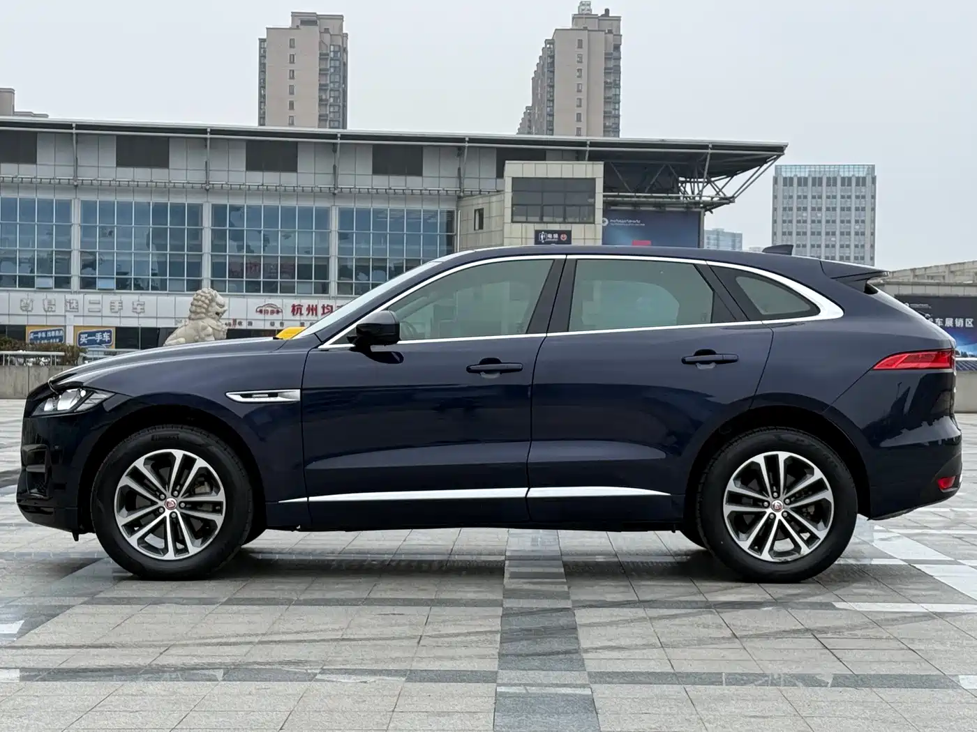Jaguar F-PACE 2017 2016 3.0 SC 4WD R-Sport