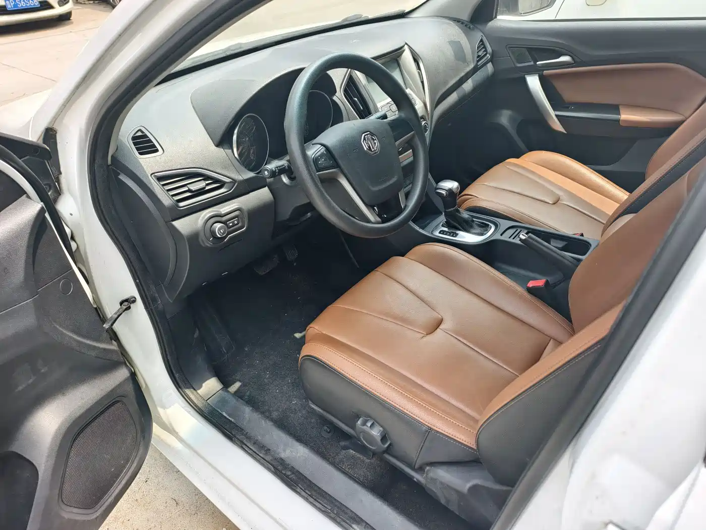 MG GT 2018 2016 Model 1.5L Automatic Premium Luxury Edition