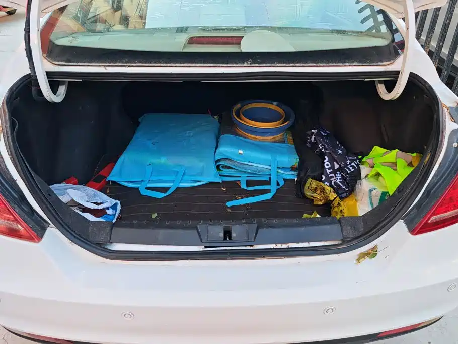 Geely Emgrand 2015 2015 Sedan 1.5L CVT Upward Edition