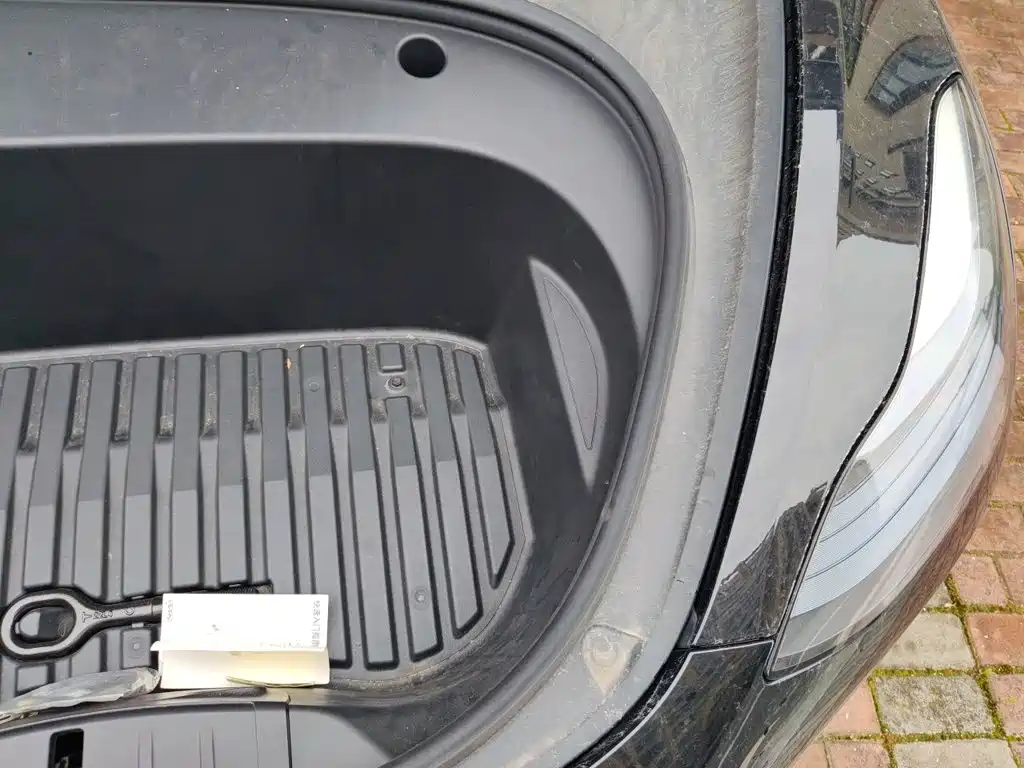 Фото 22 - Tesla Model 3