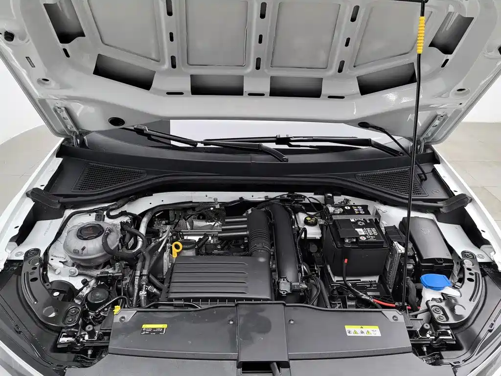 Фото 6 - Volkswagen T-ROC