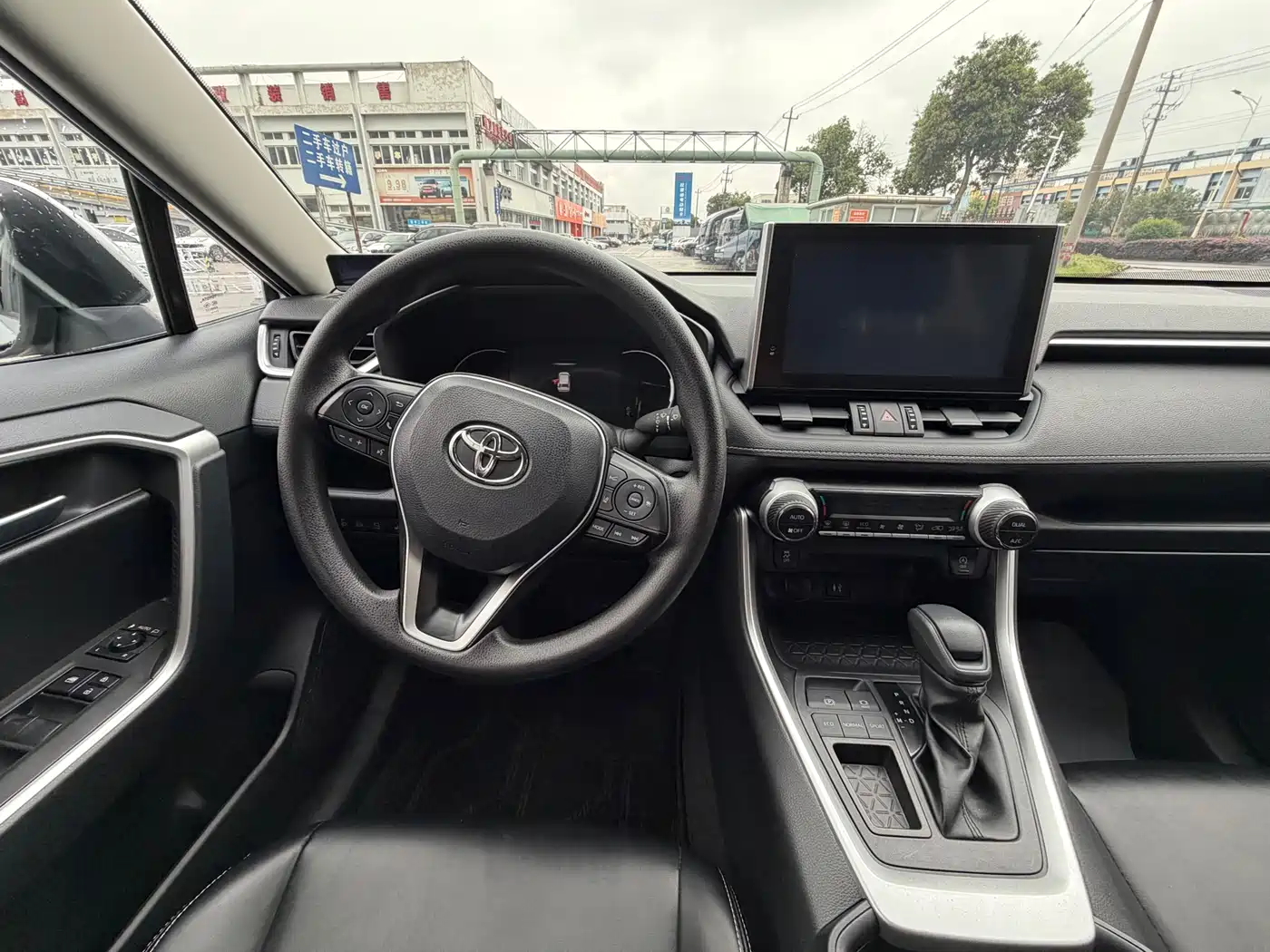 Toyota RAV4 Rongfang 2022 2.0L CVT 2WD Trend Plus Edition фото 7