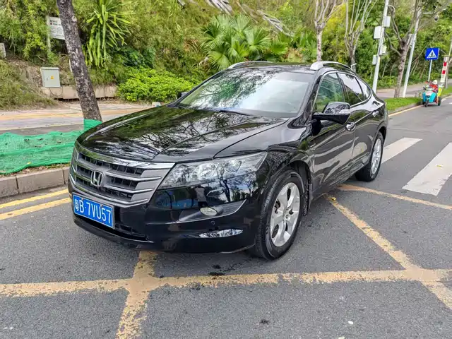  Honda Crosstour 2012 2.4L Premium Edition