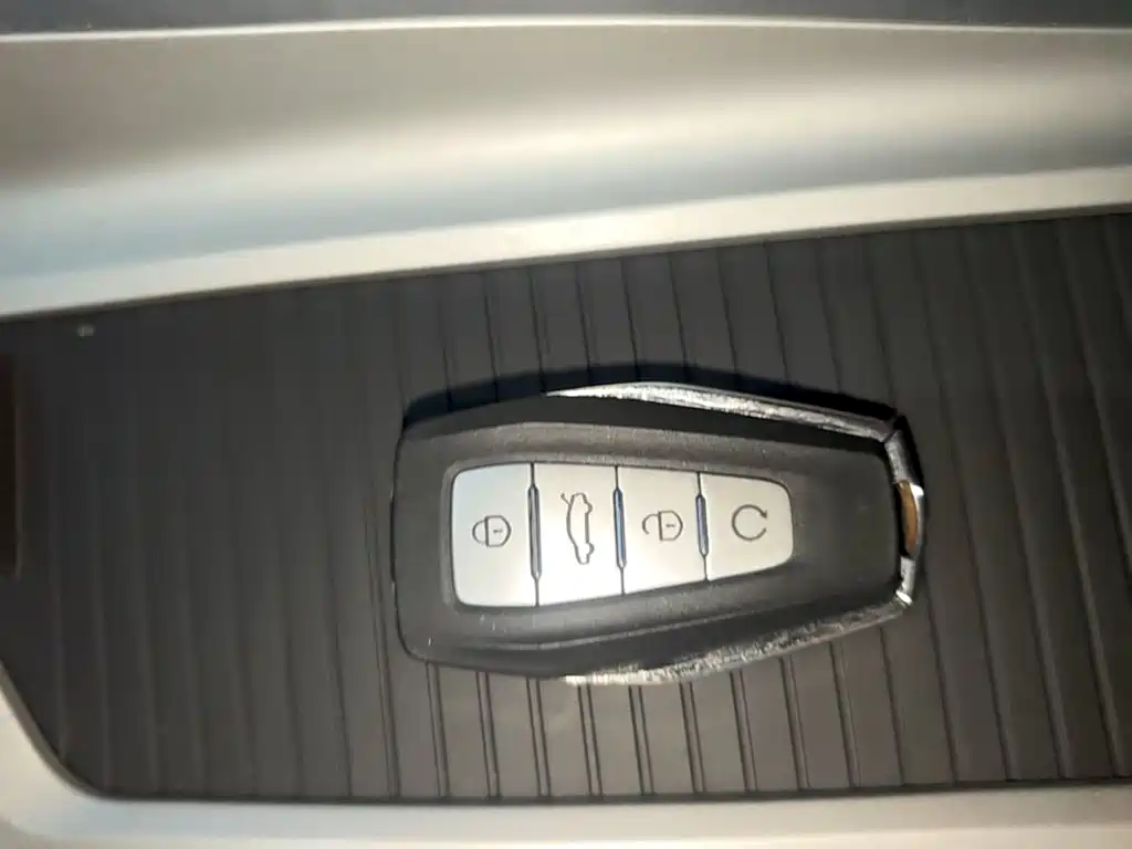 Фото 9 - Geely Preface