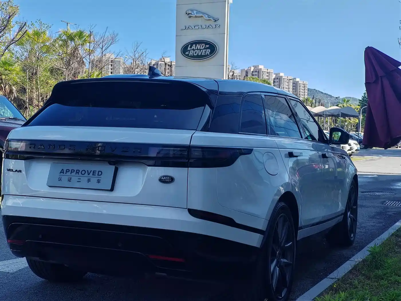 Land Rover Range Rover Velar 2024 Dynamic HSE фото 6