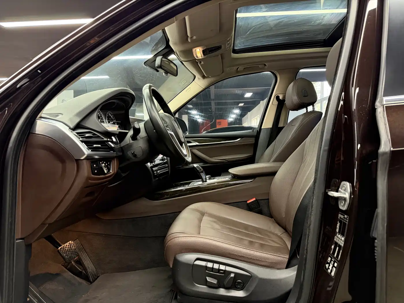 BMW X5 (Import) 2014 xDrive35i Leading фото 4