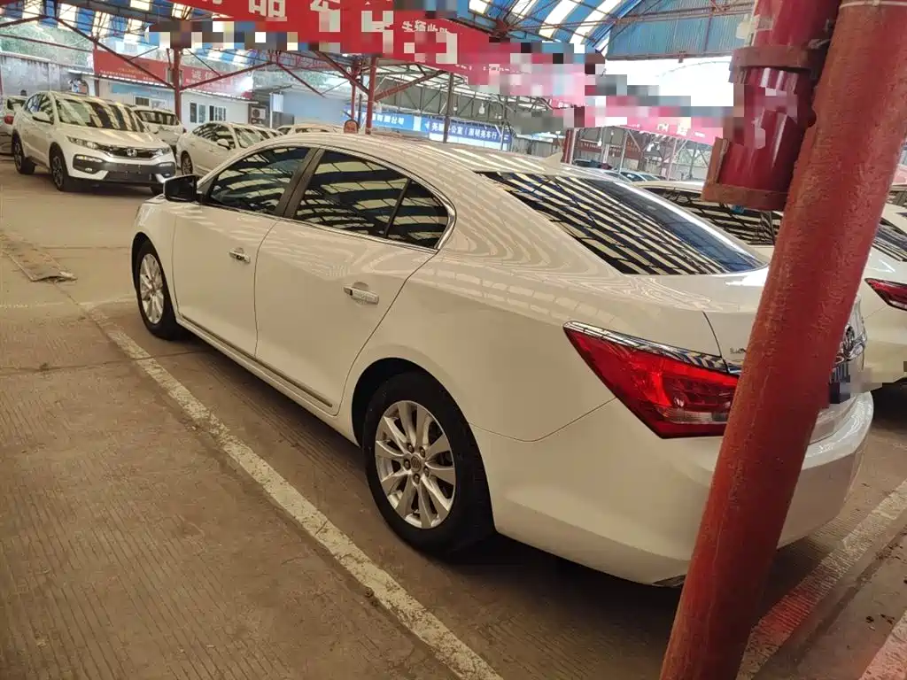 Buick LaCrosse 2013 2.4L SIDI Elite Comfort фото 5
