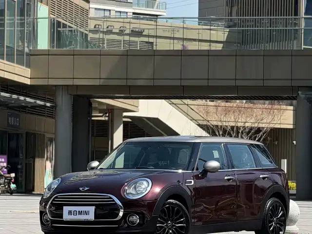 MINI CLUBMAN