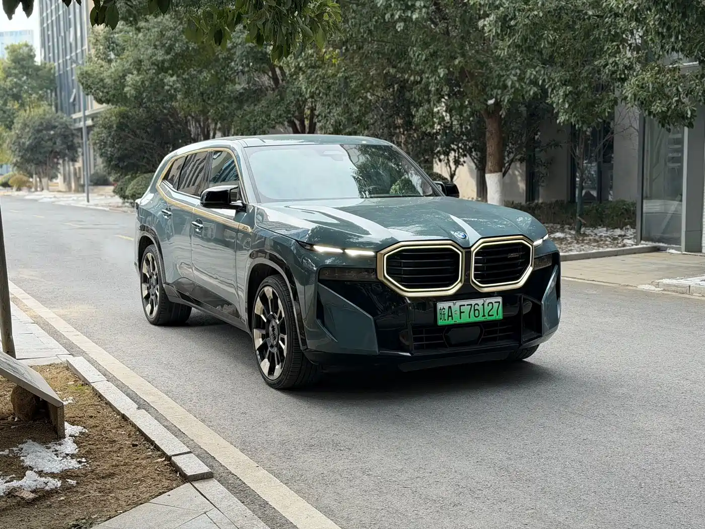 BMW XM 2023 Model Base фото 3