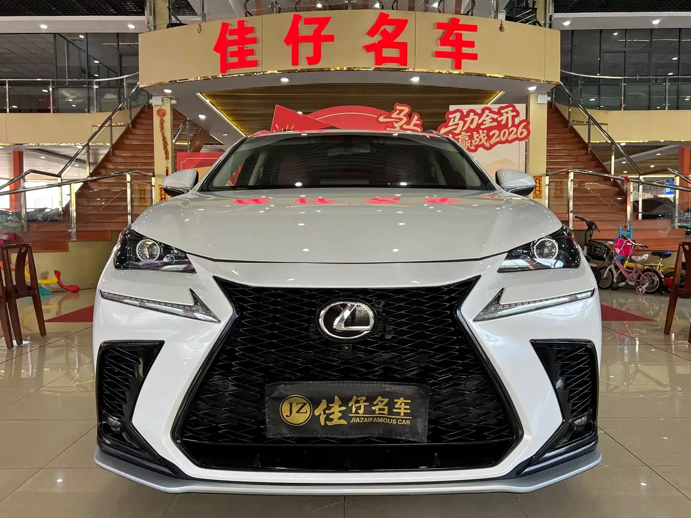 Lexus NX 2018 Model 300 FWD Fengxing Edition фото 2