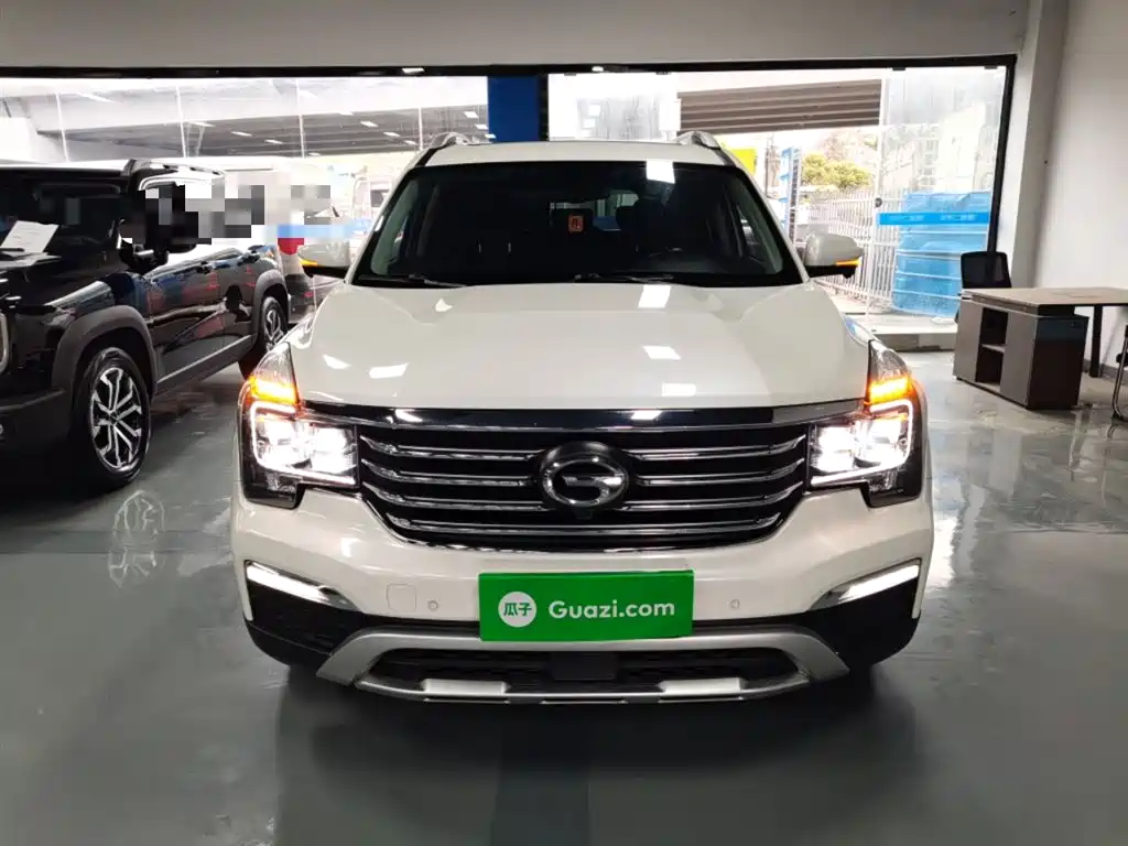 GAC Trumpchi Trumpchi GS8 2017 320T 2WD Luxury Smart Connect (7-seater) фото 3