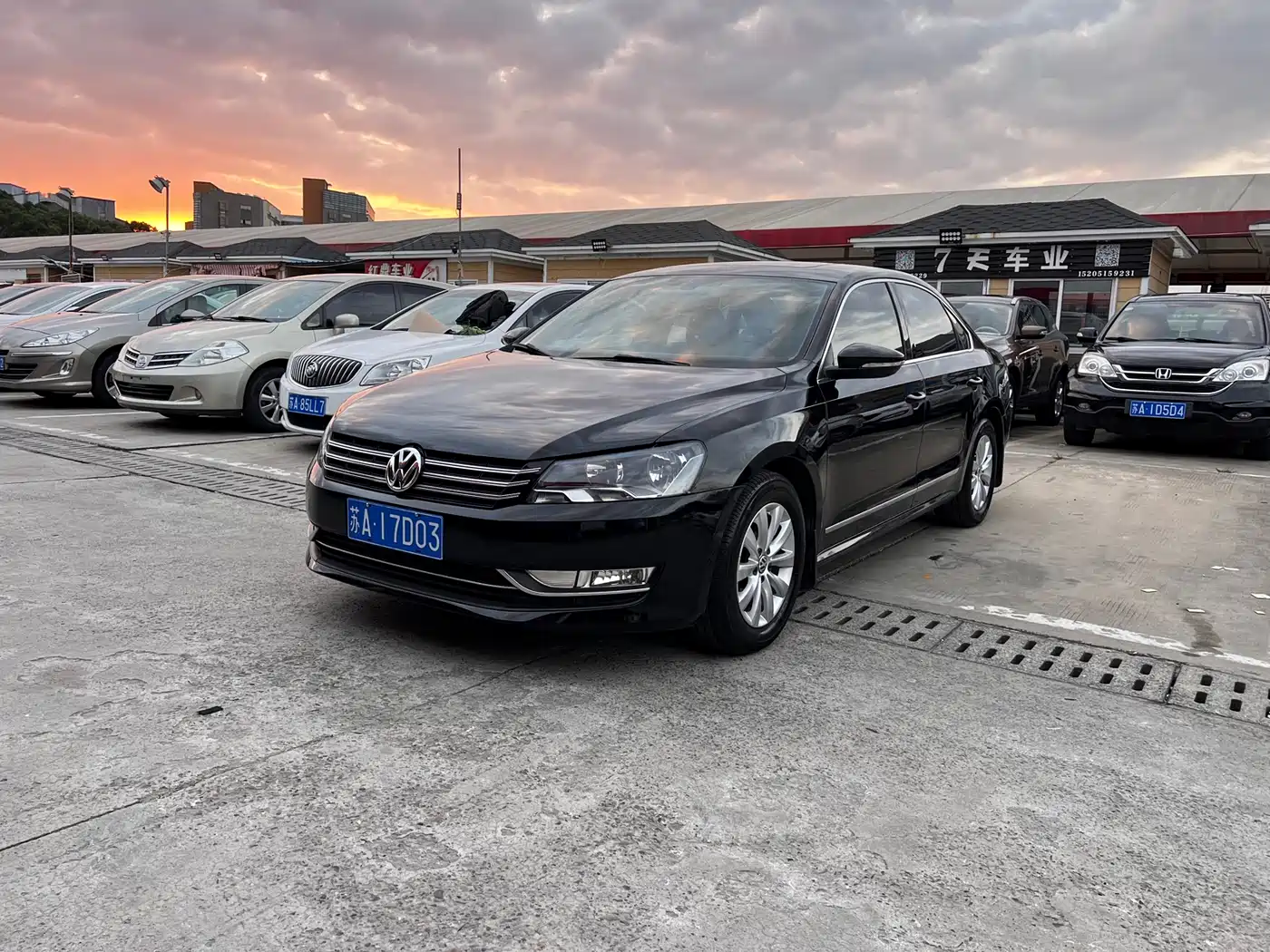 Volkswagen Passat 2014 1.8TSI DSG Executive Edition фото 3