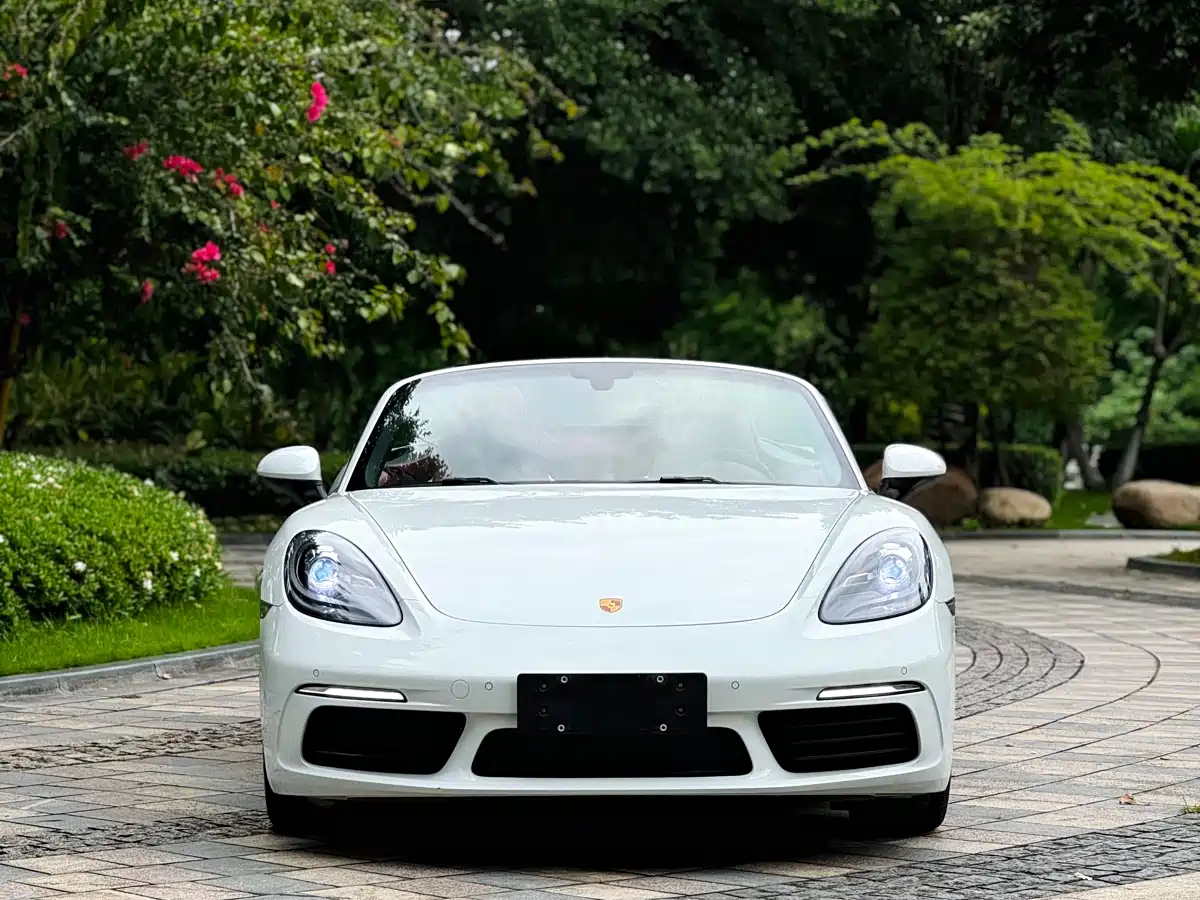 Фото 3 - Porsche 718