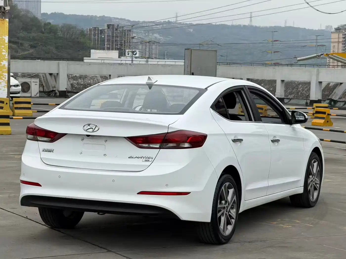 HYUNDAI LEAD